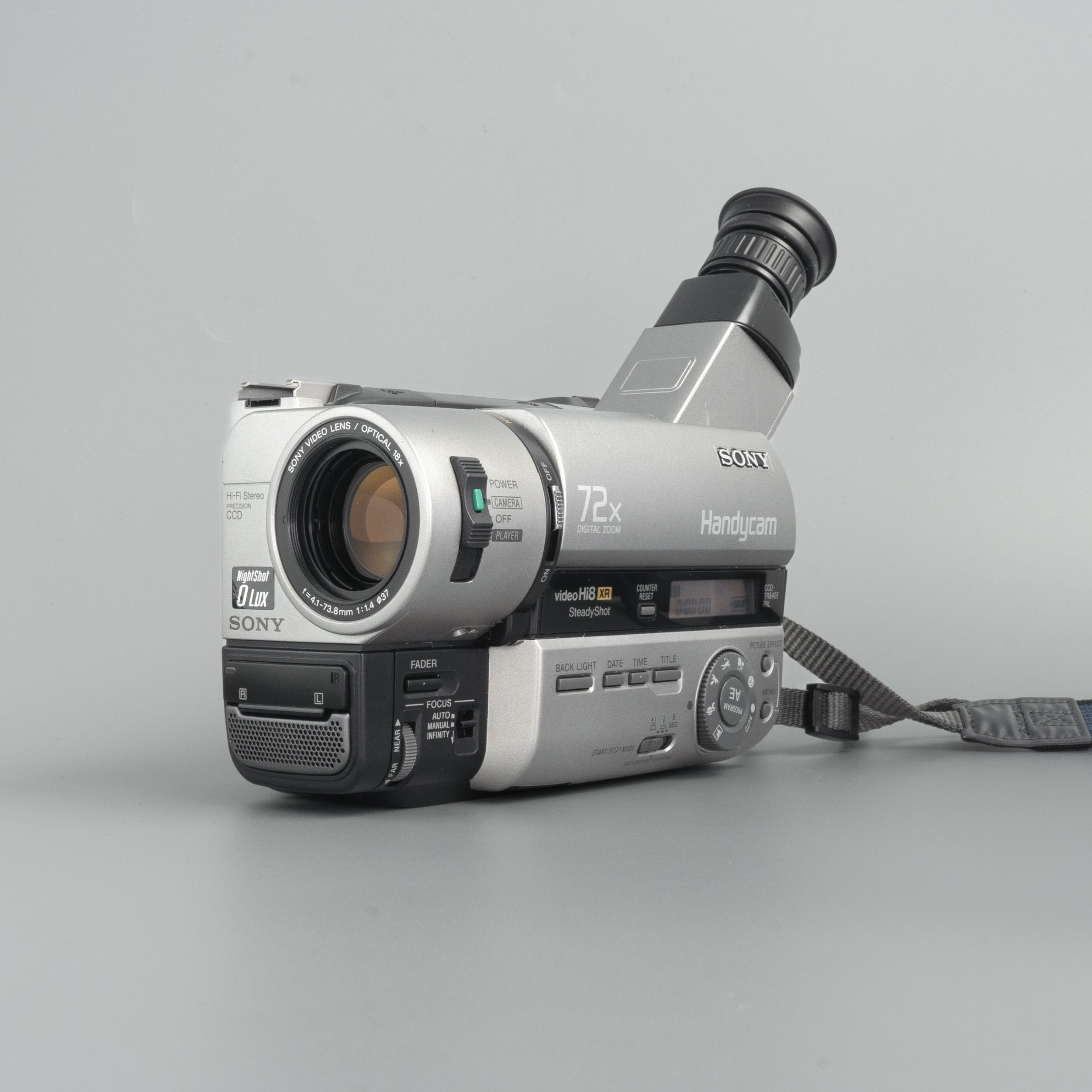 Sony Handycam CCD-TRV67E — LensFayre Sony Handycam CCD-TRV67E — LensFayre